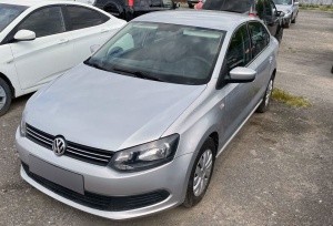 VW POLO 1,6 МТ